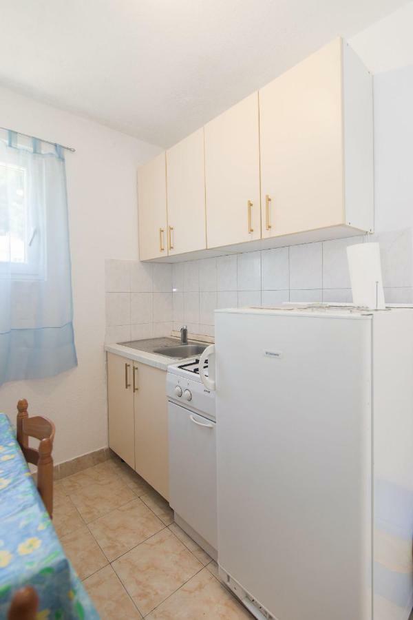 Apartments Robinzon Petar Gdinj Ngoại thất bức ảnh