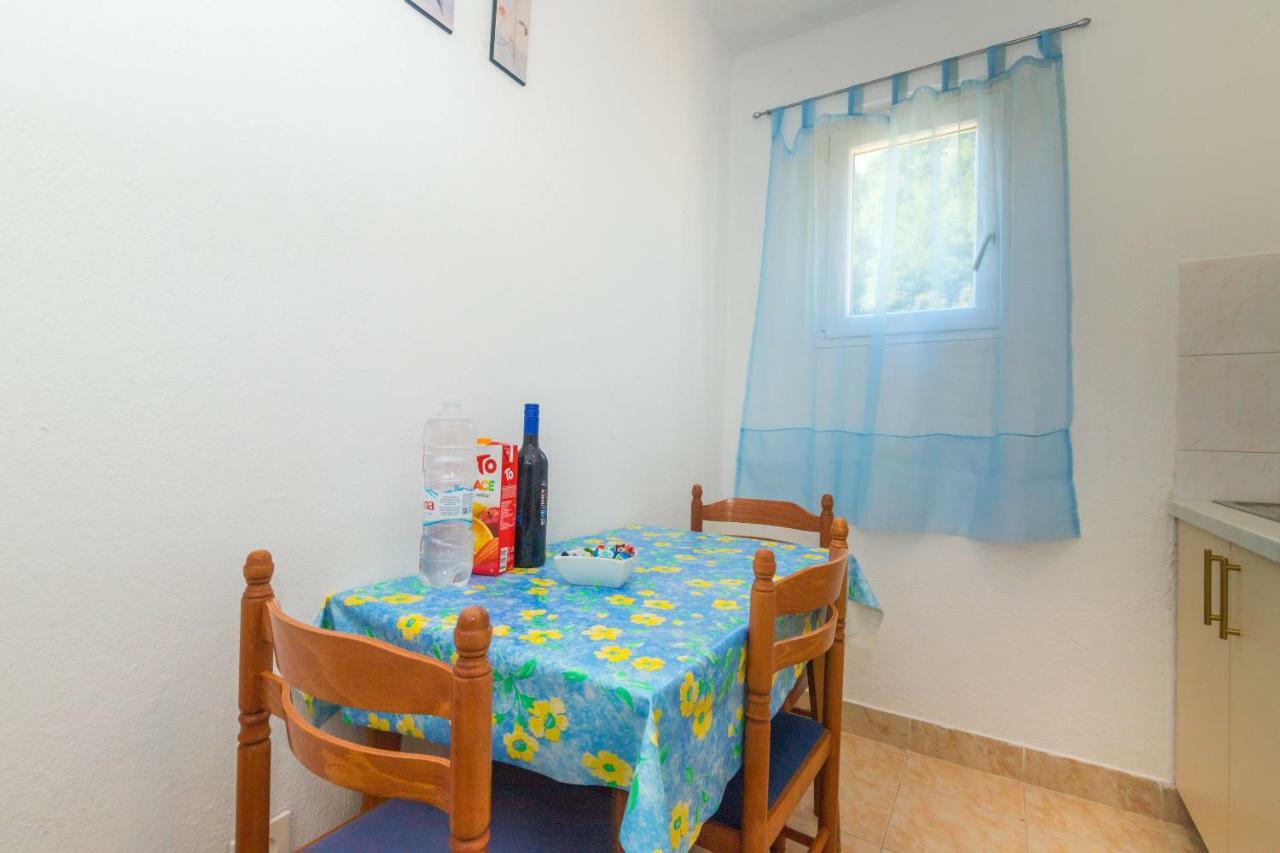 Apartments Robinzon Petar Gdinj Phòng bức ảnh