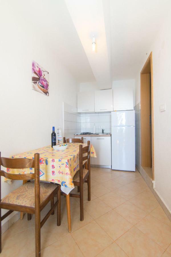Apartments Robinzon Petar Gdinj Ngoại thất bức ảnh